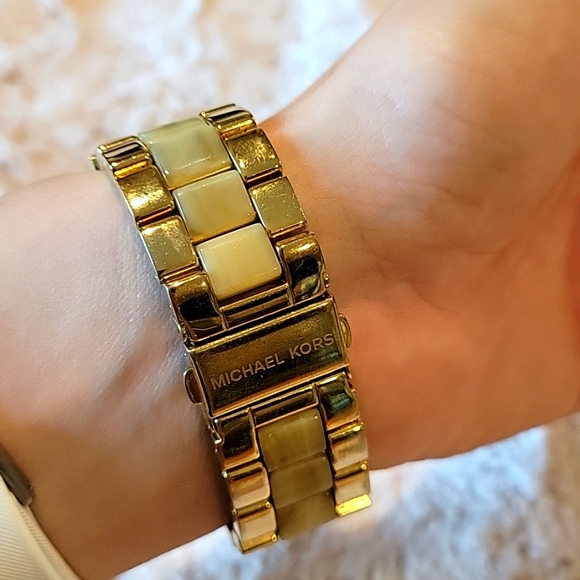 Round Analog Watch Michael Kors MK-6152 - Picture 7 of 9